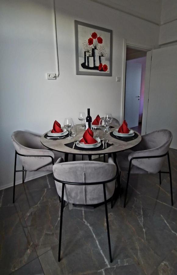 Mc Centar Apartman Apartment Пула Екстериор снимка